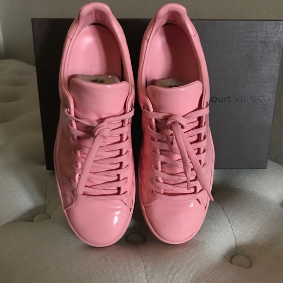 Louis Vuitton Pink Patent Leather Front Row Shoes - Picture 5 of 8